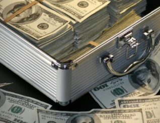 Кто профинансирует политическую партию Разумкова?