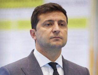 Зеленский подписал закон об олигархах